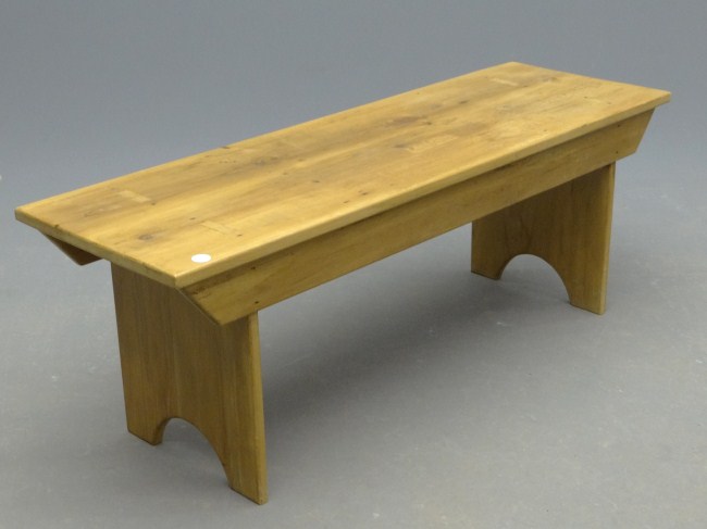 Contemporary pine bench. 48'' Length.