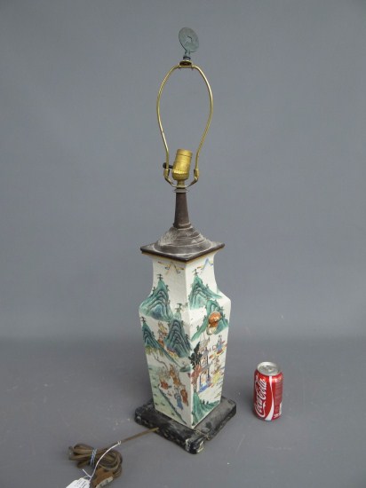 Asian porcelain vase lamp Wooden 1675c9