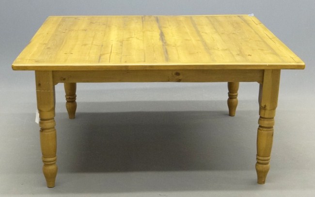 Pine dining table. Top 60 Square 30