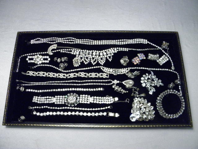 Vintage rhinestone costume jewelry 16b43d