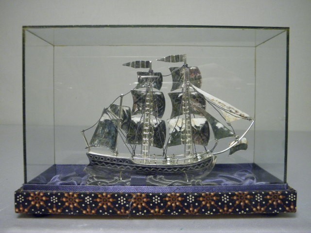 Sterling silver ship sculpture  16b47b
