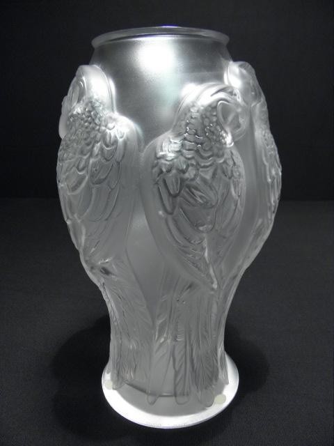 Rare Lalique fine cut crystal ARA