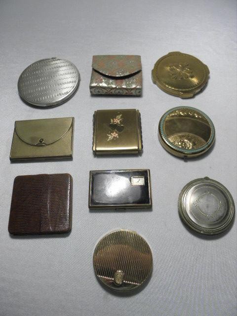 Assorted ladies vintage powder