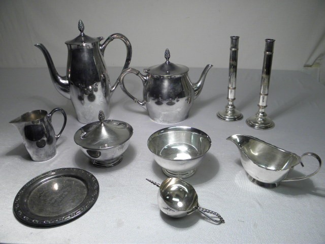 Group lot of assorted silver plate 16b544