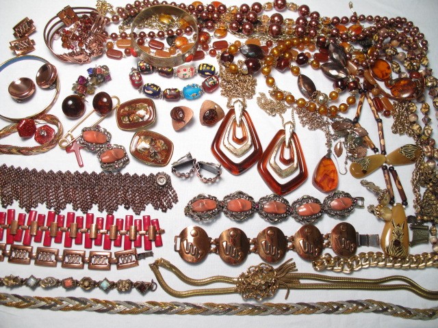 Tray lot of assorted costume jewelry.