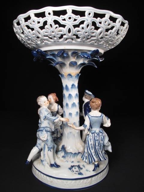Meissen porcelain with four figures