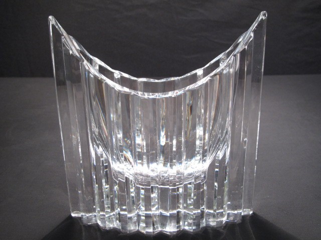 Cut crystal centerpiece bowl  16ba06