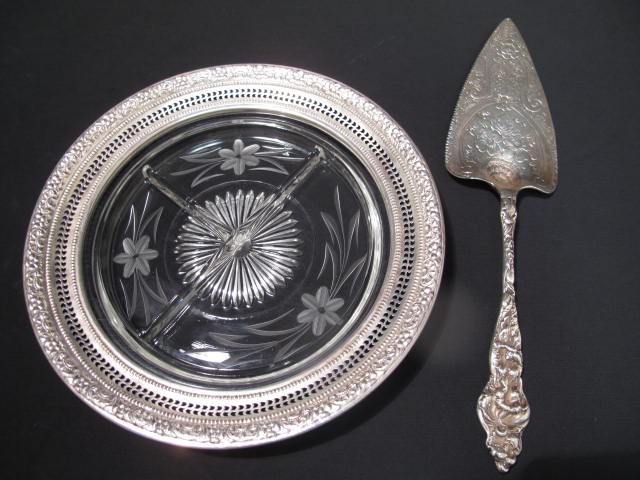 Sterling silver pie server with elaborate