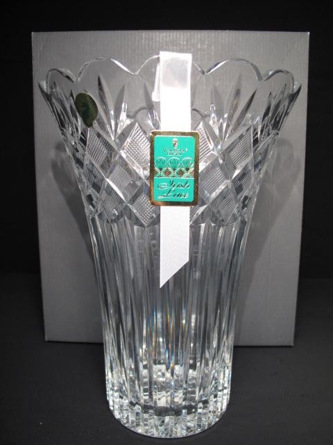 Waterford cut crystal vase Includes 16bace