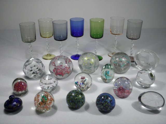 Lot of assorted art glass paperweights