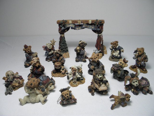 Boyds Bears and Friends complete 17-piece