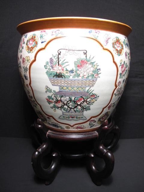 Chinese Famille Rose ceramic fishbowl 169994