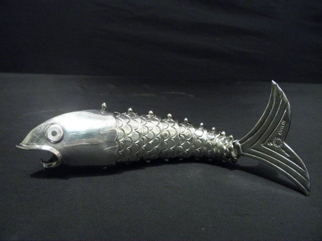 Sterling reticulated fish bottle 1699b5