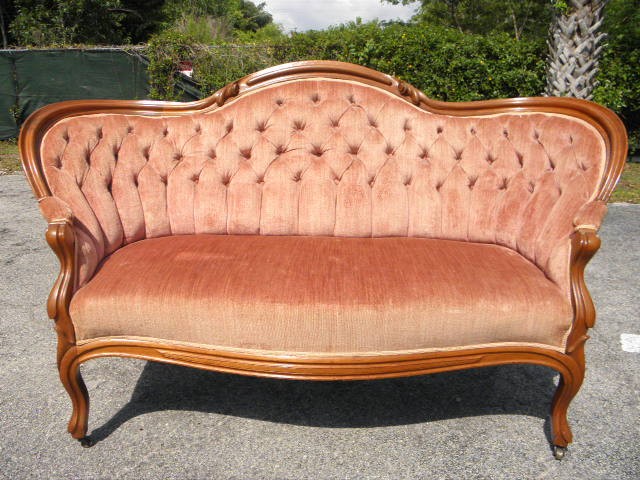 Victorian petite settee with mahogany 1699c5