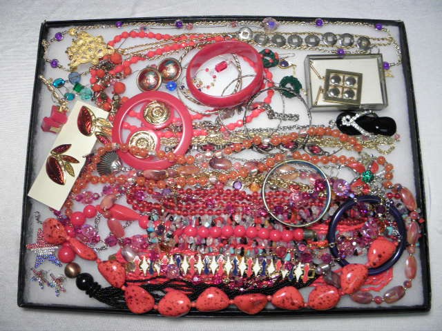 Assorted ladies costume jewelry  169a5a