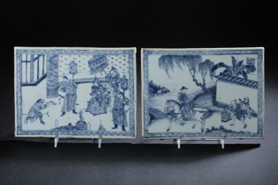 PAIR CHINESE BLUE AND WHITE PORCELAIN