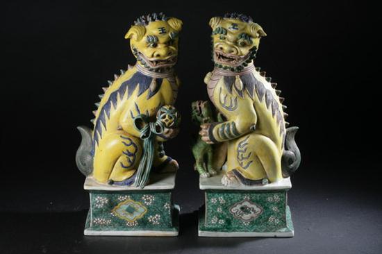 PAIR CHINESE FAMILLE VERTE PORCELAIN 16d61d