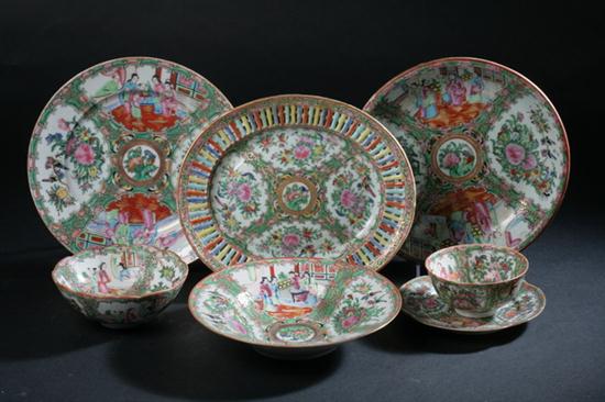 61 PIECE CHINESE ROSE MEDALLION 16d642
