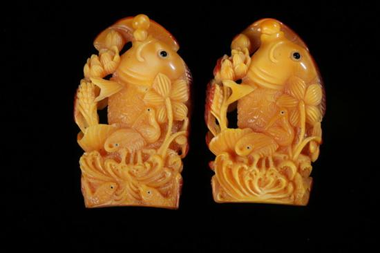 PAIR CHINESE HORN BILL SNUFF BOTTLE  16d65c