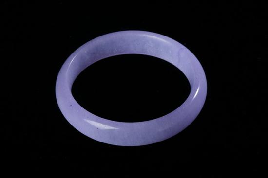 CHINESE LAVENDER JADEITE BANGLE  16d67a