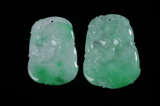 TWO CHINESE APPLE GREEN JADEITE 16d6b9