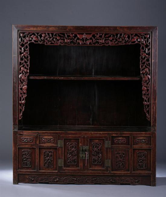 LARGE CHINESE ELMWOOD CABINET  16d6dc