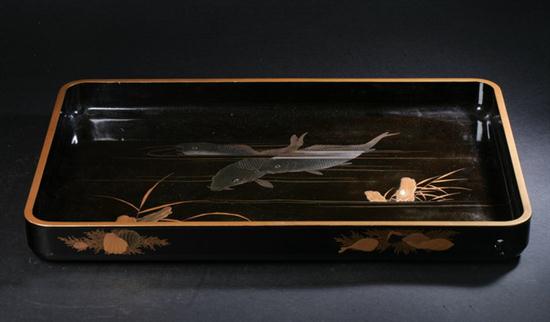 JAPANESE GILT AND BLACK LACQUERED TRAY.