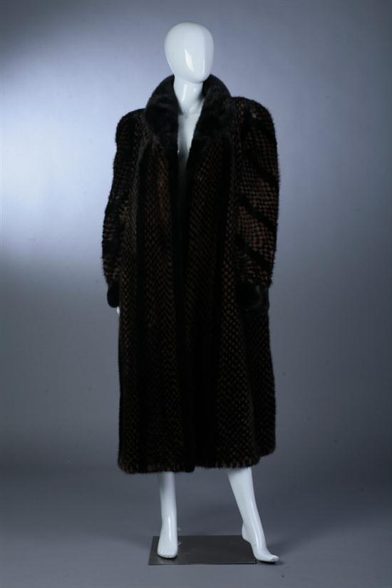 GUY LAROCHE MINK CHECKERBOARD COAT  16d933