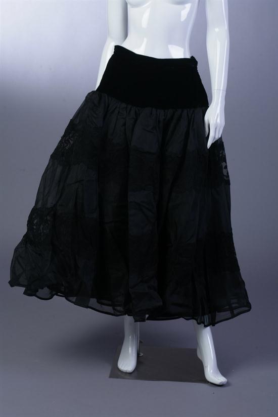 VALENTINO BLACK EVENING SKIRT Size