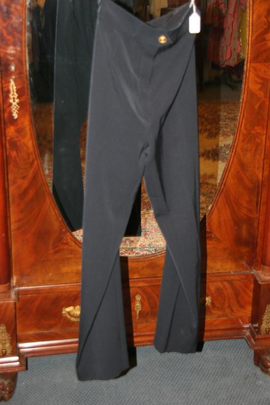 CHANEL HAUTE COUTURE NAVY PANTS  16d98c