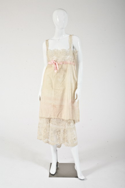 VINTAGE BEADED AND EMBROIDERED CREAM