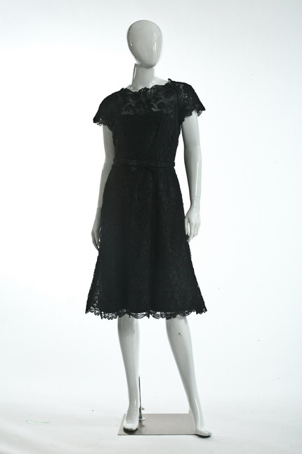 NAT KAPLAN BLACK LACE DRESS. 1950s-1960s.