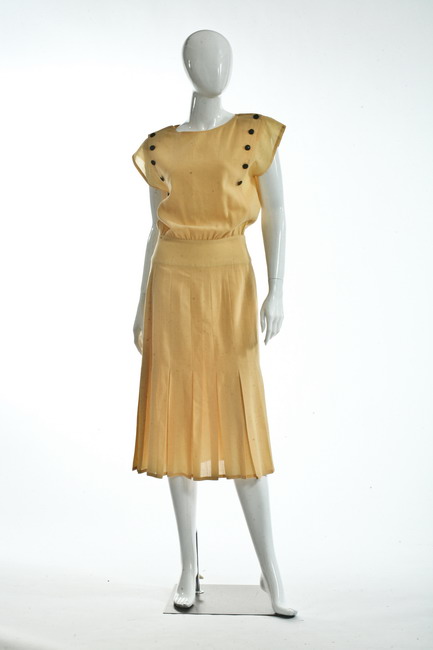 CHLO? YELLOW DRESS. 1970s. With