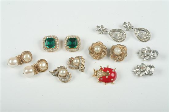 COLLECTION COSTUME JEWELRY INCLUDING