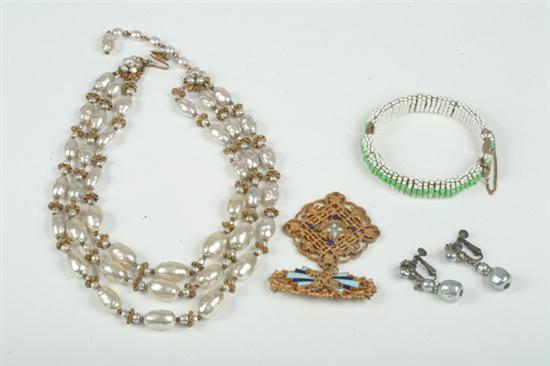 FOUR ITEMS MIRIAM HASKELL JEWELRY  16d9f4