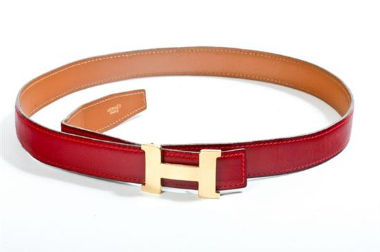 HERM?S RED LEATHER CONSTANCE BELT.