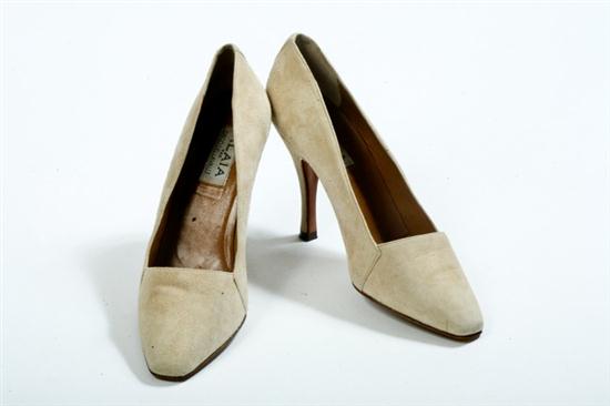 TWO PAIR ALA A SUEDE PUMPS 1980s  16da36