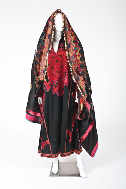 PALESTINIAN EMBROIDERED THOB AND