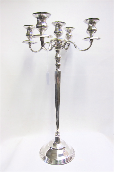 A BANQUET CENTER PIECE CANDELABRUM 16dbac