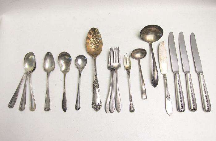 17 PIECE ASSORTED AMERICAN STERLING 16dbb1