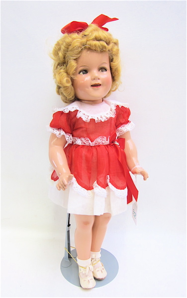 SHIRLEY TEMPLE DOLL by Ideal having 16dc19