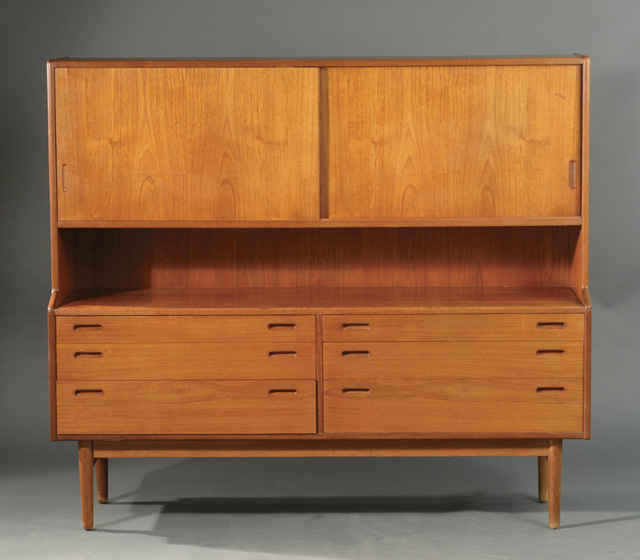 DANISH MID CENTURY MODERN SIDEBOARD 16dc2e