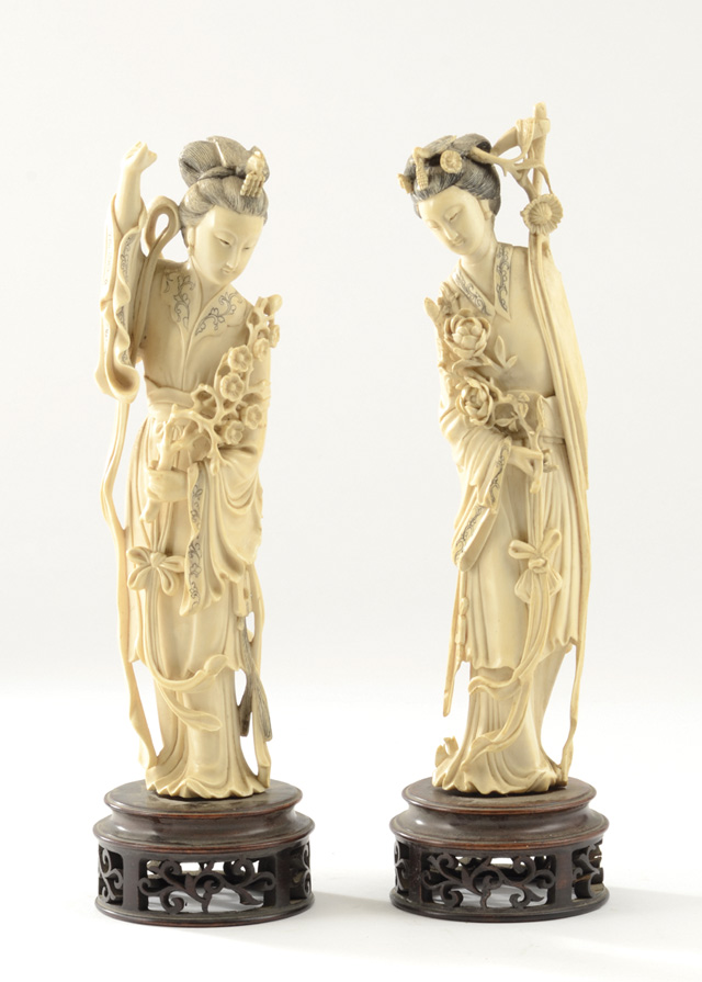PAIR CHINESE IVORY FIGURES depicting 16dd45