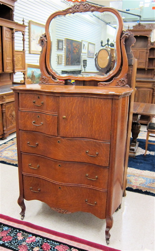 LATE VICTORIAN OAK CHIFFONIER WITH 16de84