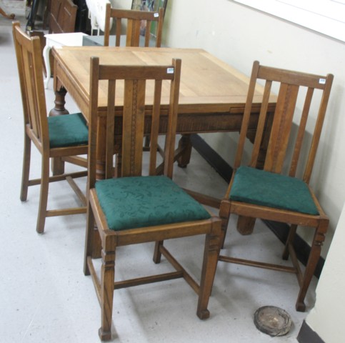 OAK DRAW-LEAF DINING TABLE AND FOUR