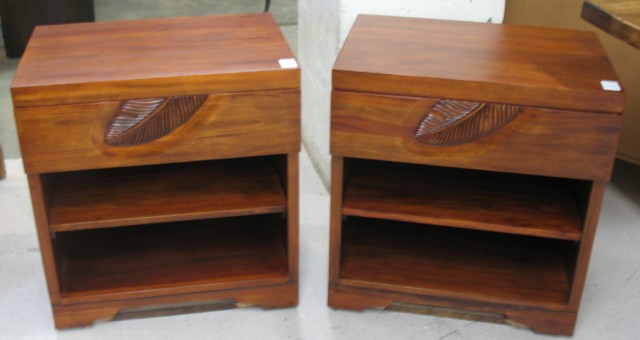 A PAIR OF PLANTATION MAHOGANY LEAF 16df92