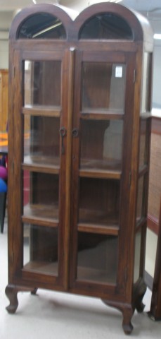 PLANTATION MAHOGANY DISPLAY CABINET