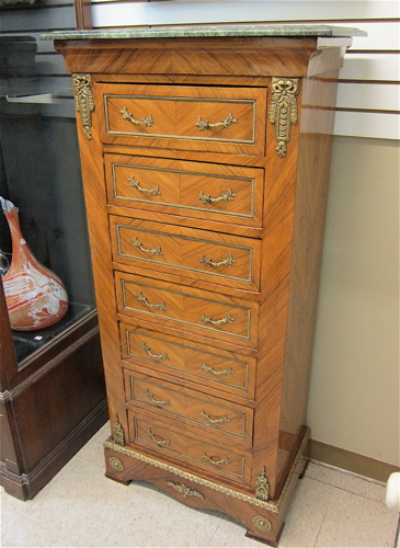 LOUIS XVI STYLE SEMAINIER a 7-drawer