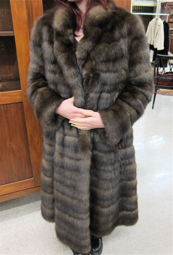 LADY'S FULL LENGTH MINK COAT brown