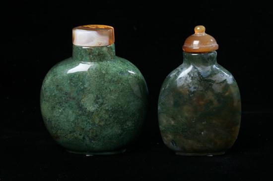 TWO CHINESE MOSS AGATE SNUFF BOTTLES  16e15a